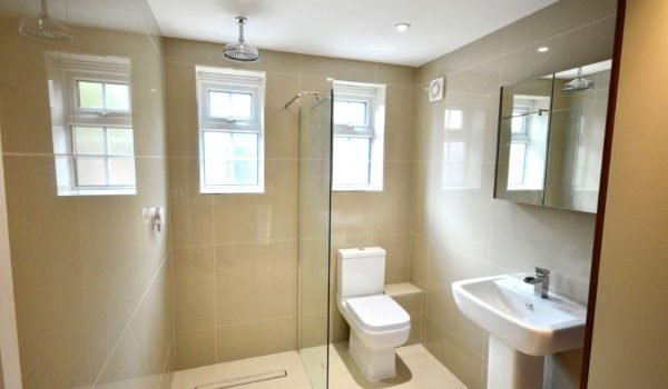Bathroom Low Res